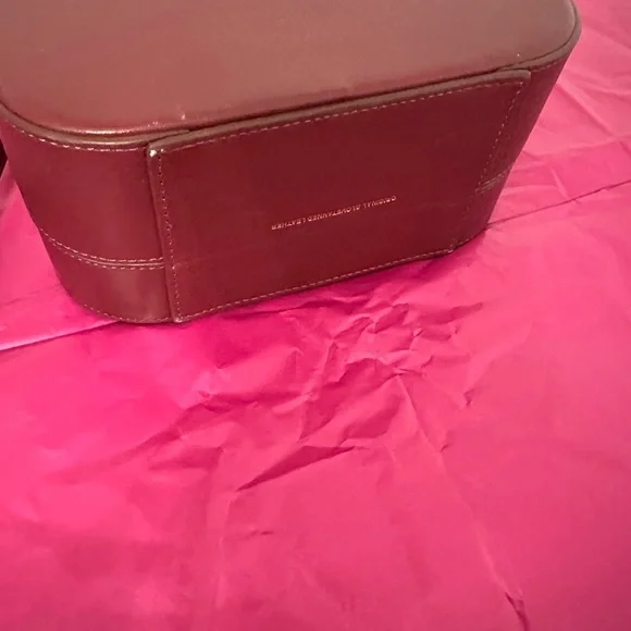 Burgundy Coach crossbody bag. Button open. Long shoulder strap. Leather. - Picture 3 of 6